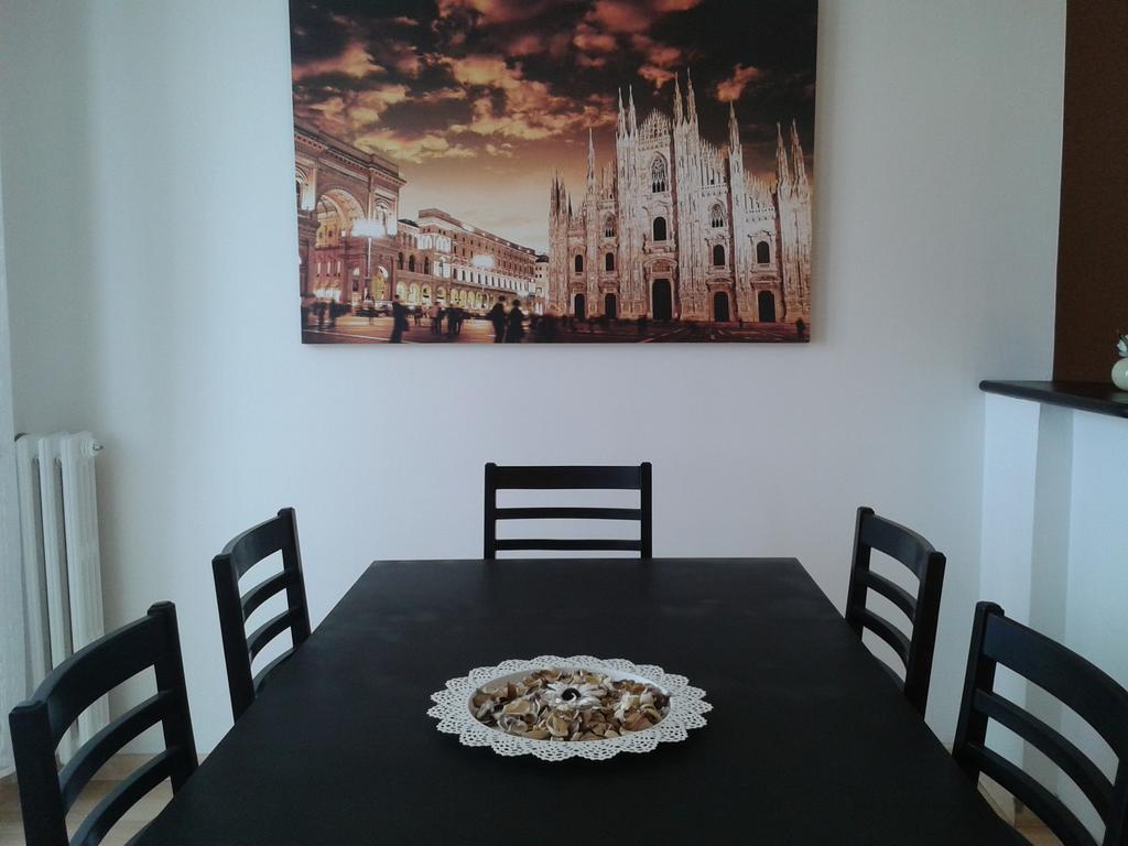 Milan Certosa 3 Bedrooms Экстерьер фото